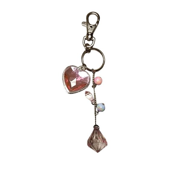 Cute Heart Keychain - New - Great for a Gift! - Picture 2 of 3